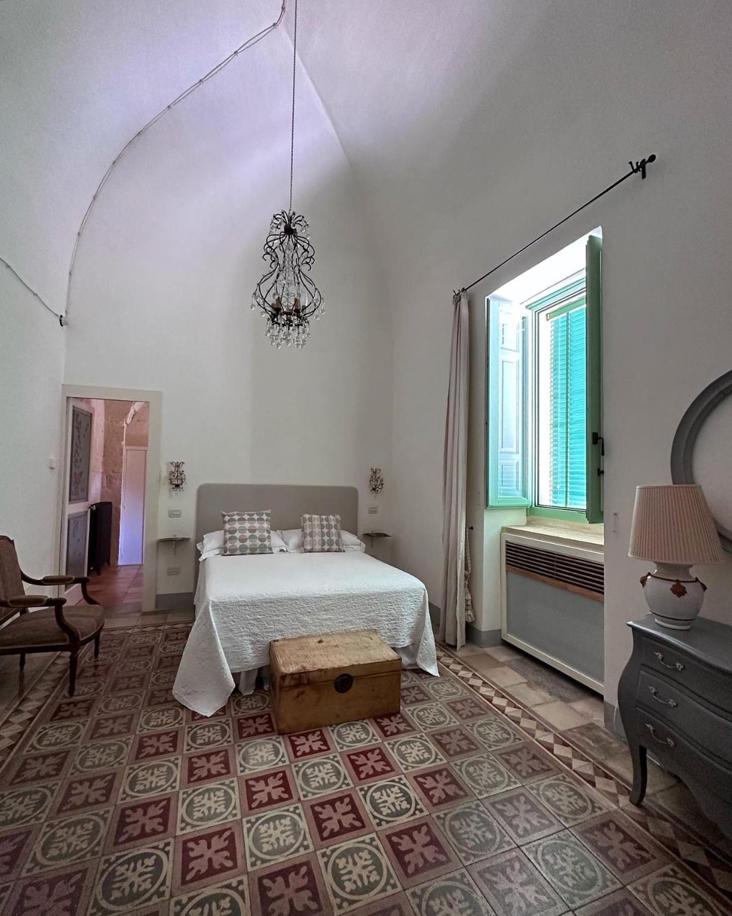 Palazzo Siena - Home & More Минервино ди Лече Екстериор снимка